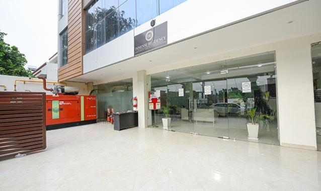 Hotel Immense Residency à Faridabad Extérieur photo